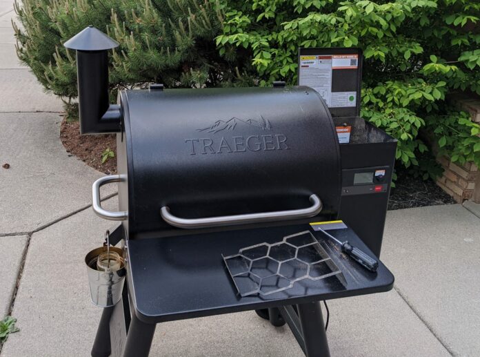 Traeger Pro 575 with Auger Access