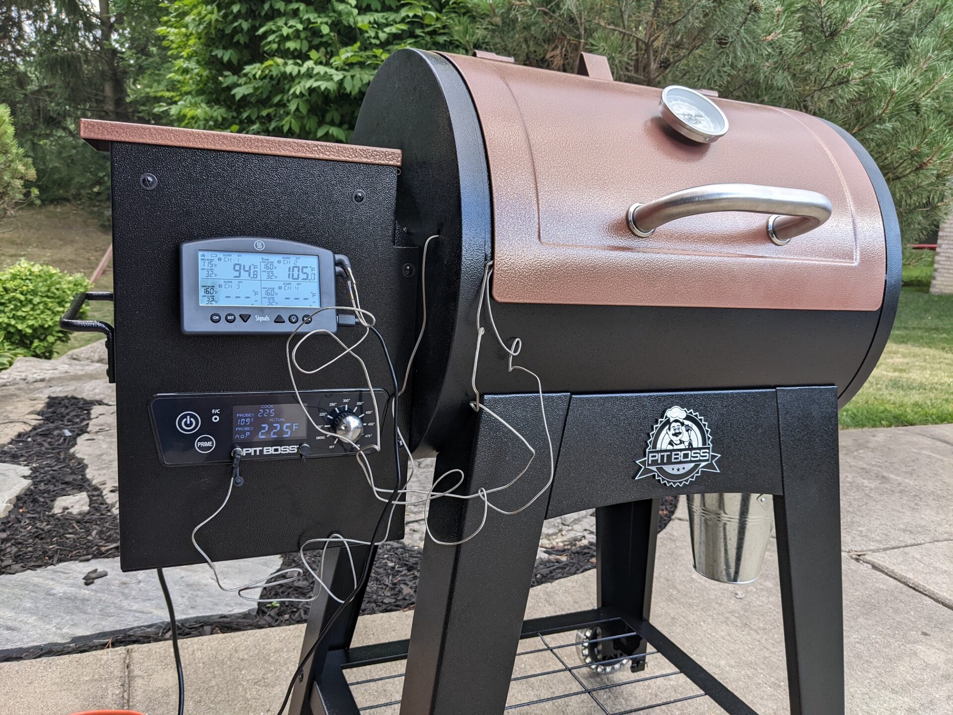 Pit Boss Lexington 540 Sq. In. Wood Pellet Grill With Flame Broiler and Meat  Probe 