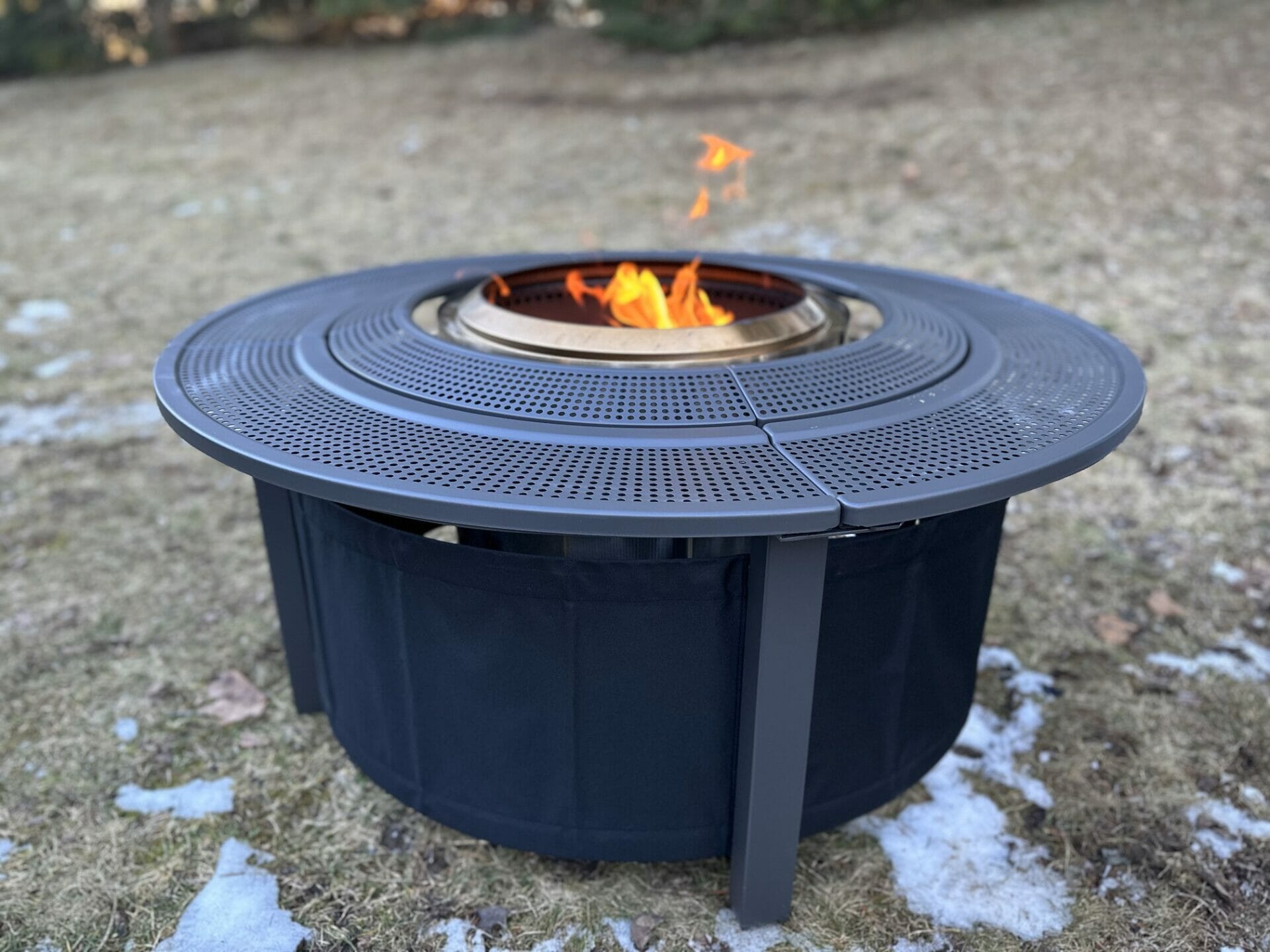 Solo Stove Fire Pit Surround is Our Favorite Accessory - CookOut News