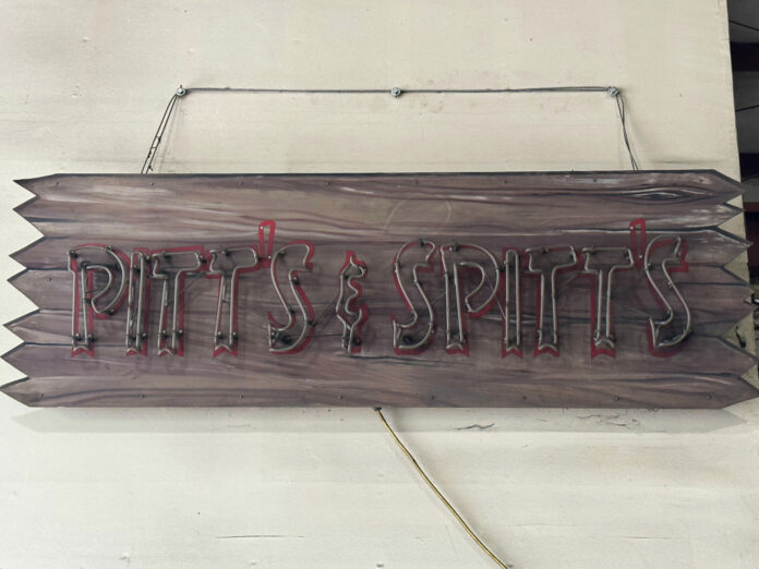 Pitts & Spitts Neon Sign