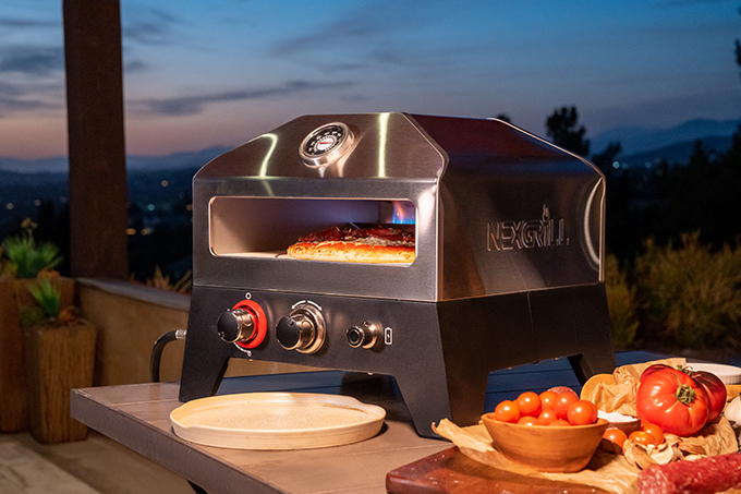 Baleinwalvis Het spijt me Wreed Nexgrill Launches Another Tabletop Pizza Oven - CookOut News