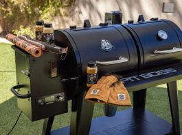 Pit Boss 1230 Charcoal Pellet Combo Grill
