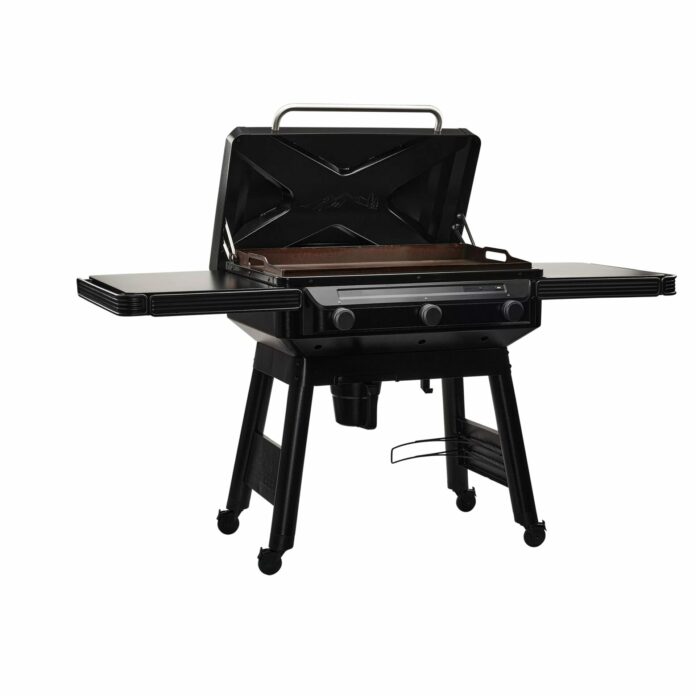 Traeger Flatrock Griddle Full