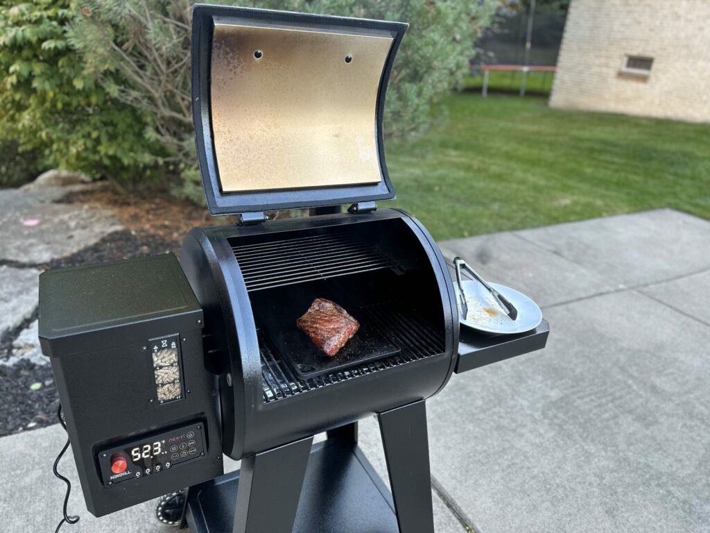 Insulated and Gasketed Lid while Cooking Tri Trip on an Oakford