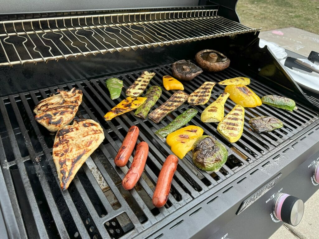 Monument Grills Denali 425 Chicken and Vegetables