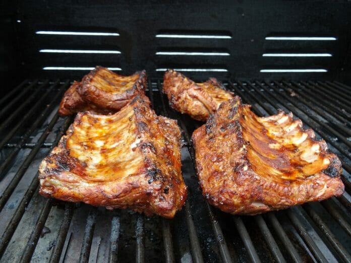 Spare Ribs in a Grill
