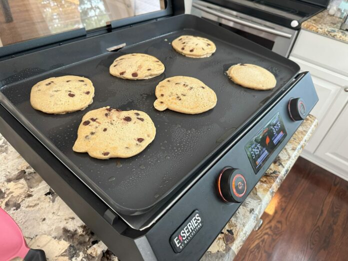 Blackstone Electric Griddle - E-Series - Cooking Pancakes