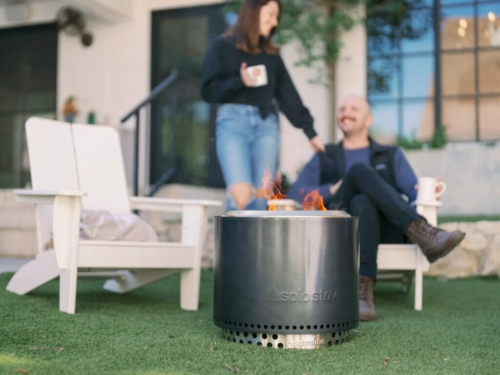 Solo Stove Bonfire Fire Pit in Gunmetal Metallic