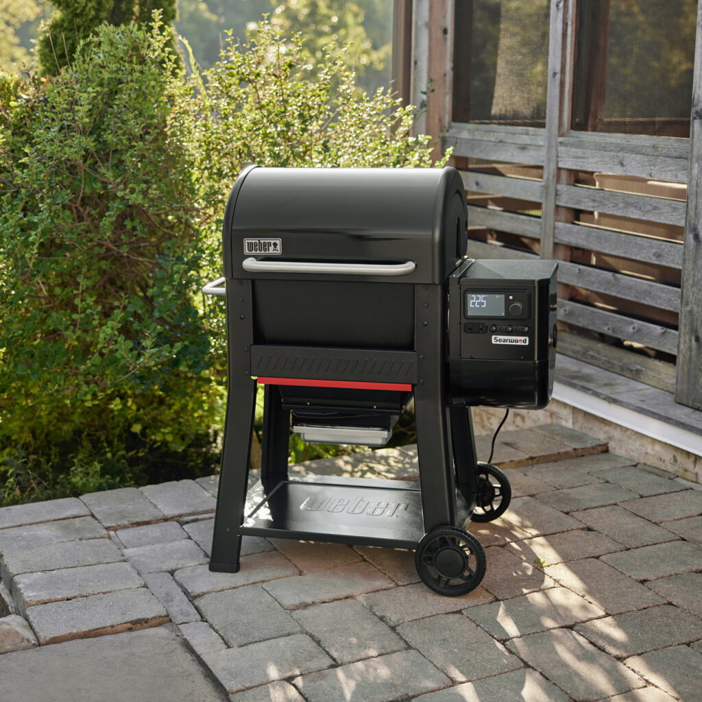 Weber Searwood 600