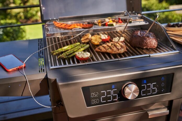 Char-Broil EVOLVE Electric Grill Cooking Food