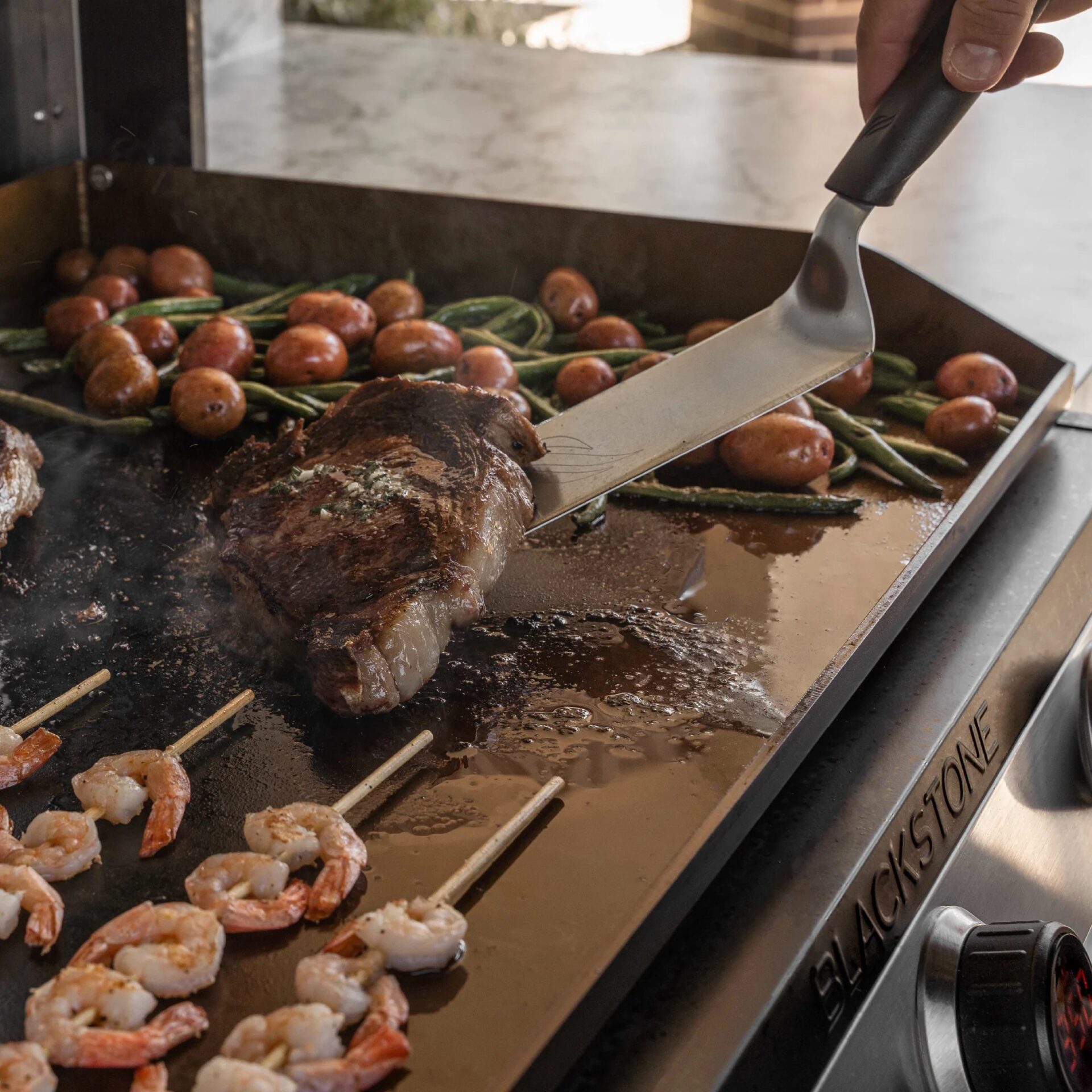 Blackstone Built-In Griddle Combines Electricity and Omnivore ...