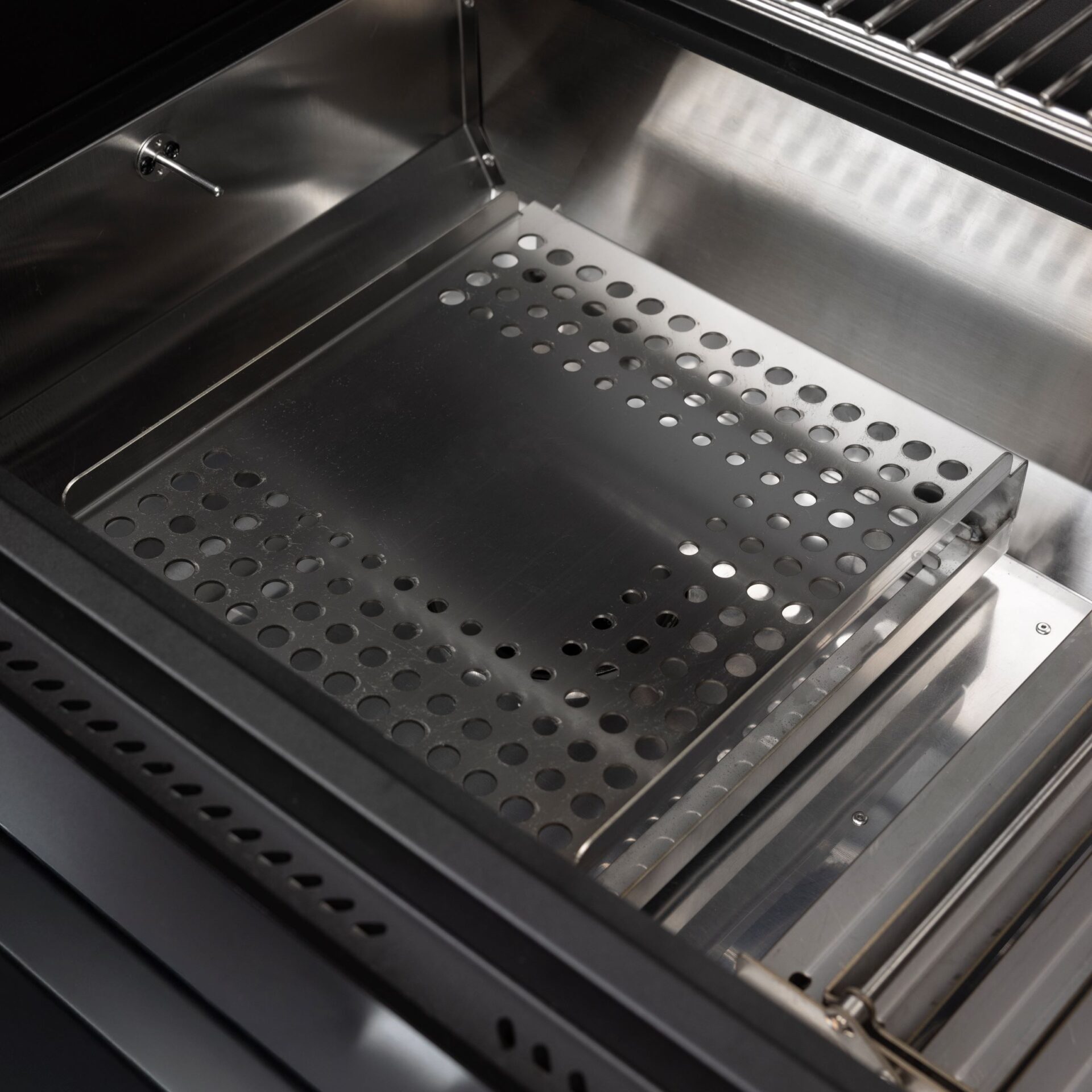 New Recteq XFire Pro 825 Pellet Grill 2 Fire Pots, 1 for Open Flame
