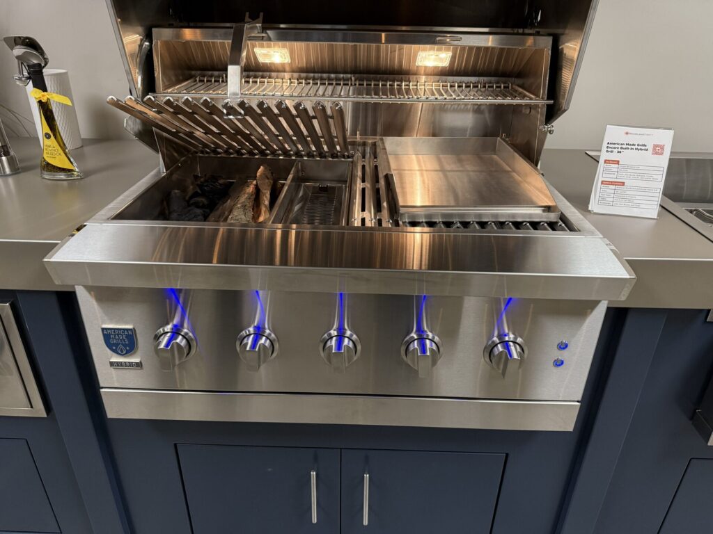 American Made Grills Hybrid Grill