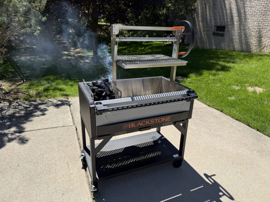 Blackstone Bronco Santa Maria Grill