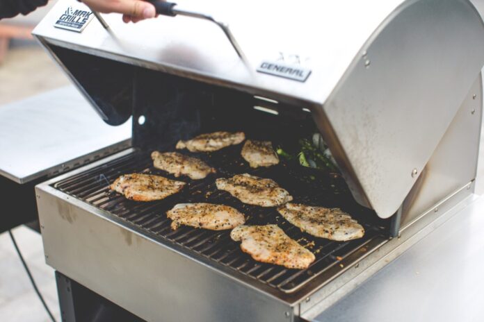 MAK Grills General Pellet Grill MAK Grills General Pellet Grill