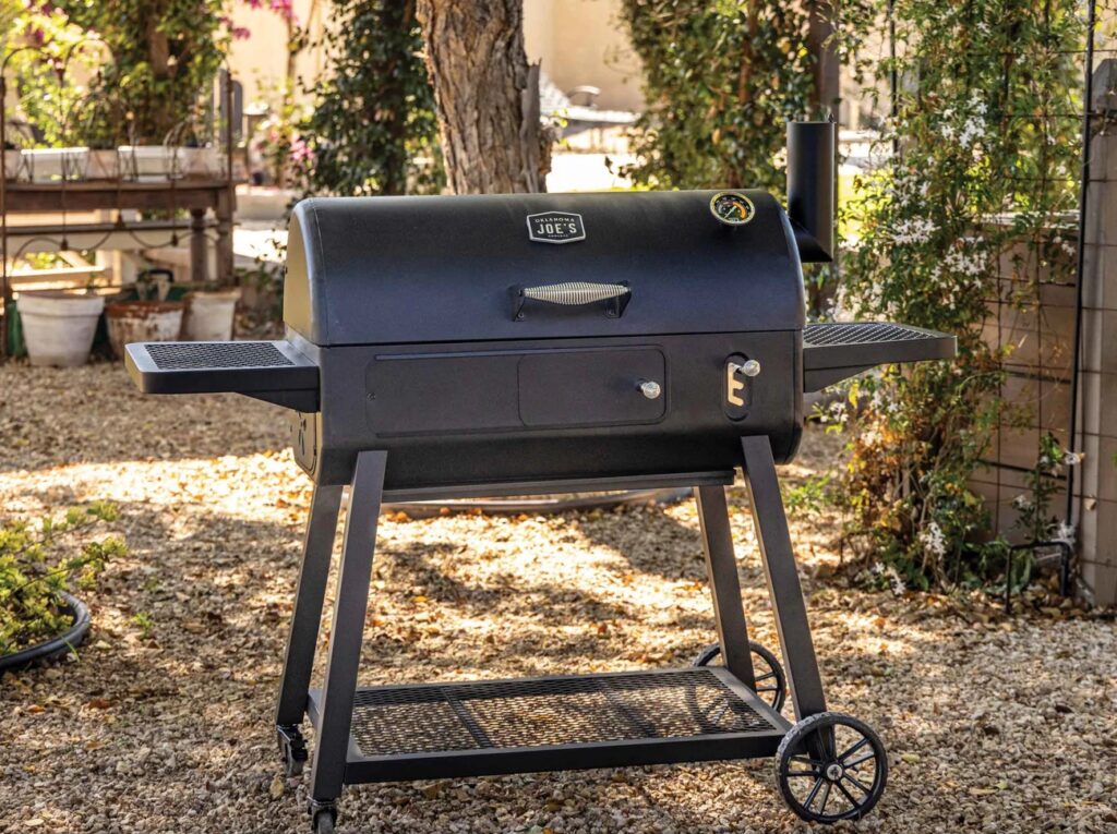Oklahoma Joe's Laredo Deluxe Grill Front