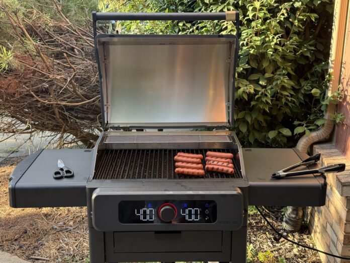 Current G2 Electric Grill Cooking
