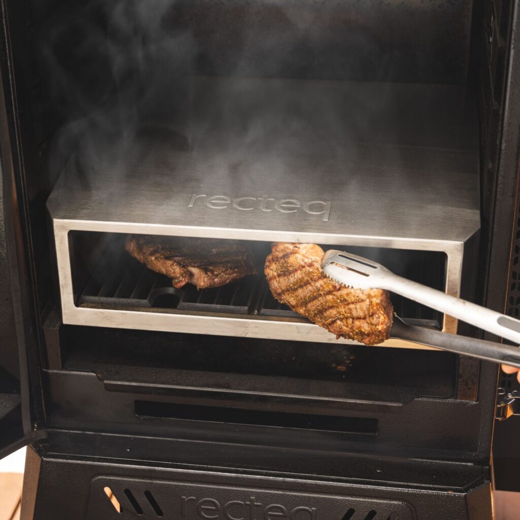 recteq Staq 1900S Steak Drawer